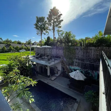 Tyana Private Room In Batu Bolong Canggu 23